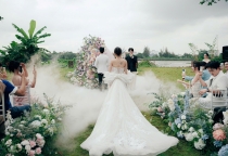 Không gian cưới ngoài trời bên sông. Vì sao ngày càng được ưa chuộng?